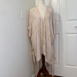 BCBGMaxAzria Cream and Tan Accent Shawl